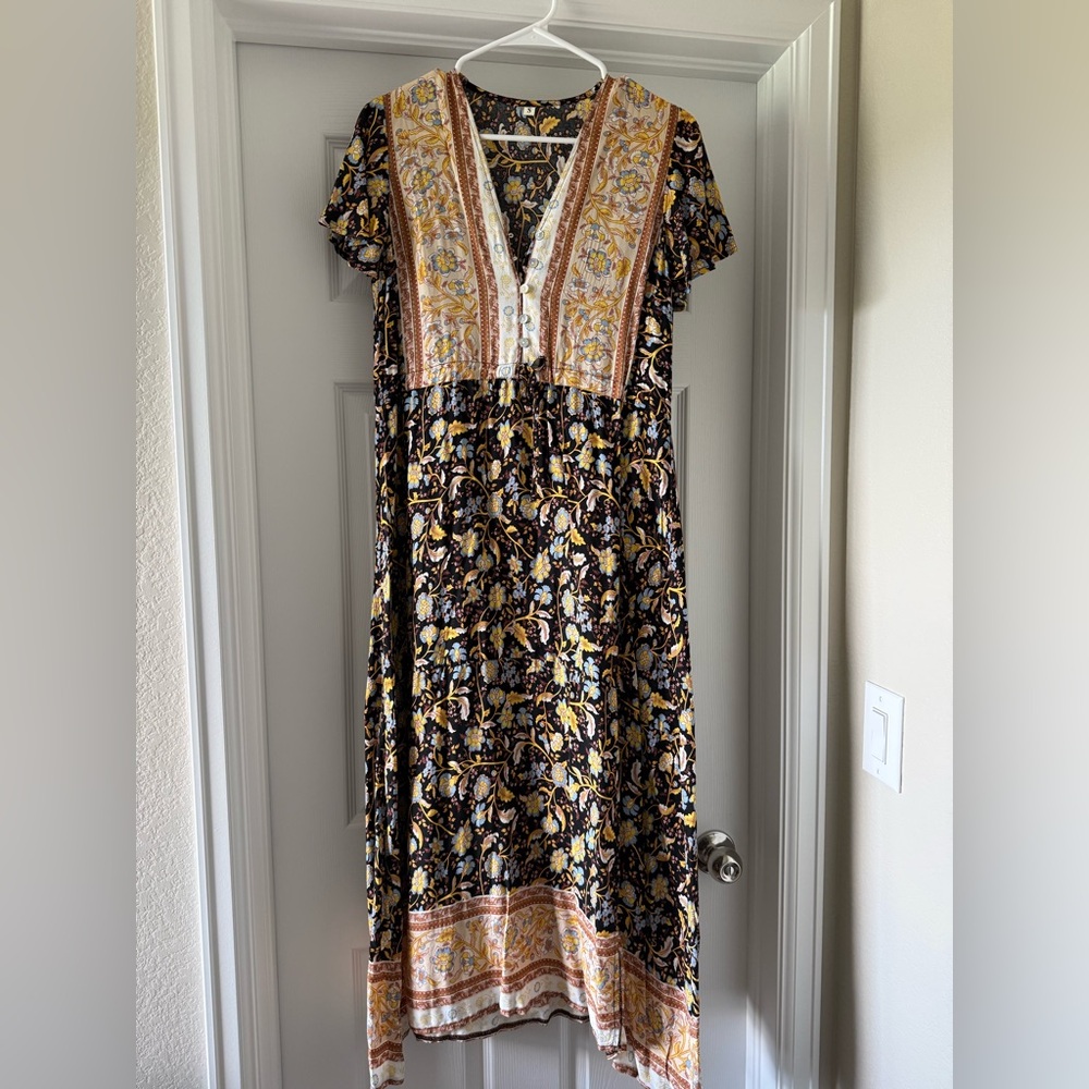 Bohemian Floral V-Neck Maxi Dress in Black and Mustard